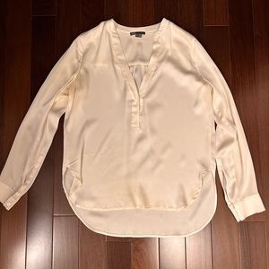 Vince blouse, off-white, size 4